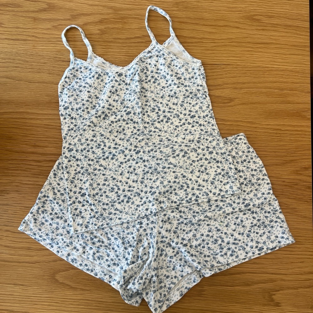 Brandy Melville Blue Floral Pajama Set